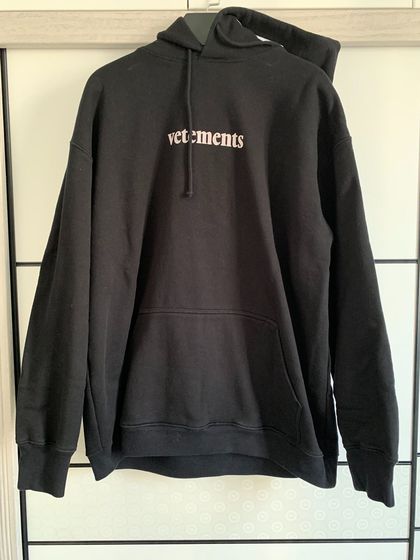 Vetements Худи logo
