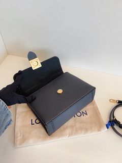 Louis Vuitton Сумка locky bb — фото 7