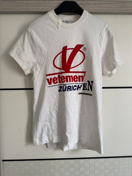 Vetements Футболка