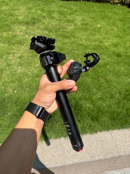 SRAM Подседельный штырь Reverb AXS