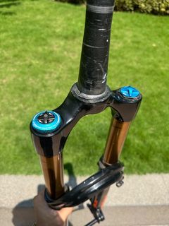 Прочие Вилка fox38grip2 — фото 6