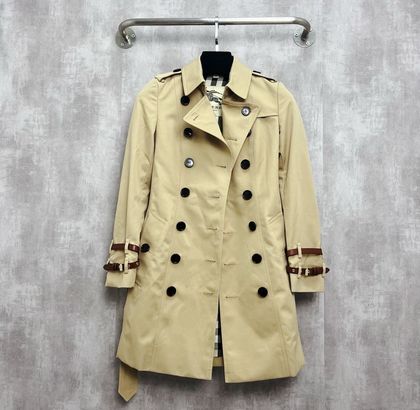 Burberry Пальто U