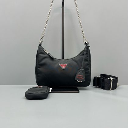 Prada Сумка на плечо