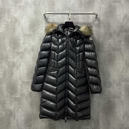 Moncler Пуховик Belloy