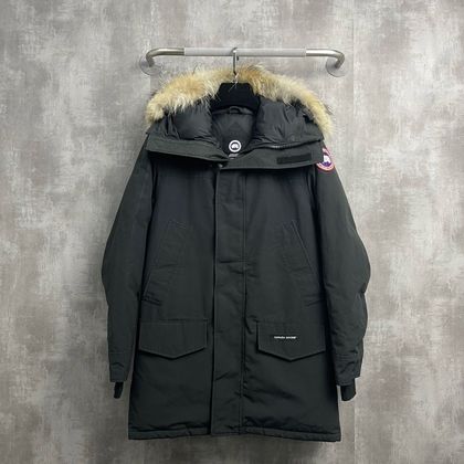 Canada Goose Пуховик
