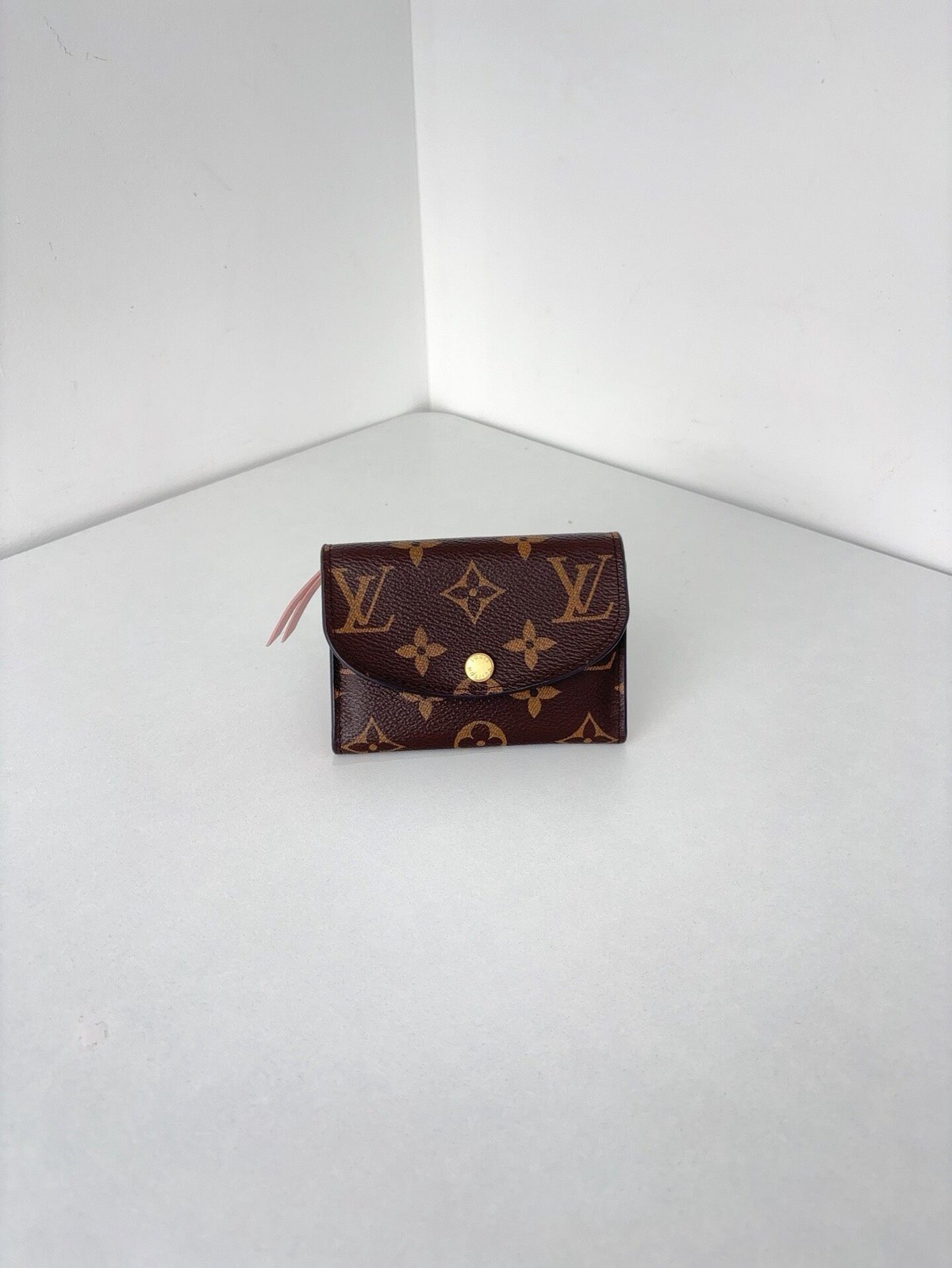 Louis Vuitton Кошелёк — фото 1