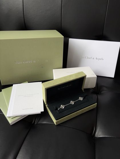 Van Cleef & Arpels Браслет Alhambra