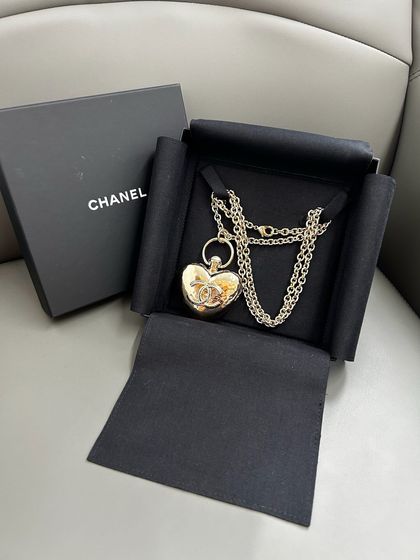 Chanel Украшение