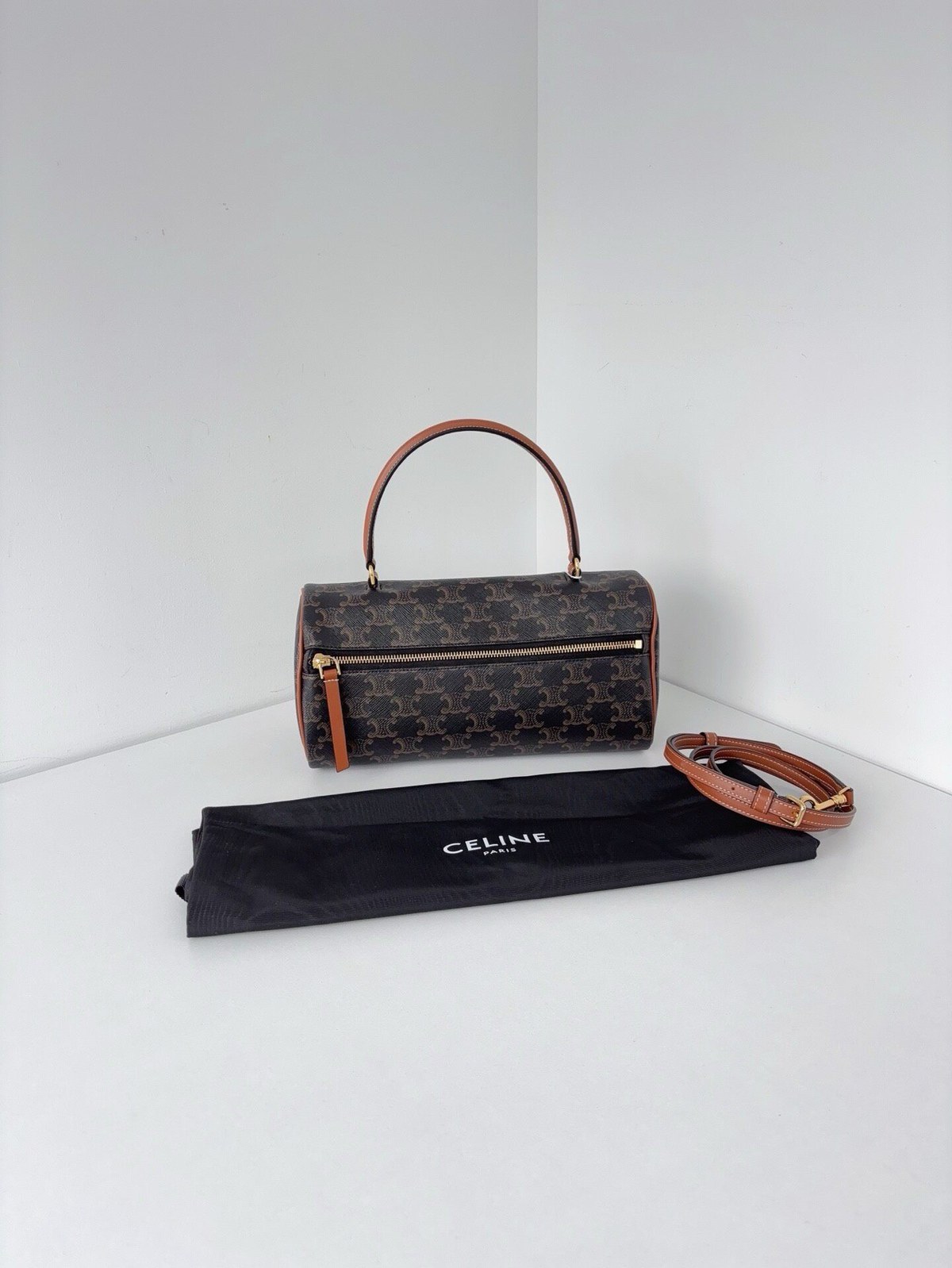 Celine Сумка Triomphe — фото 1
