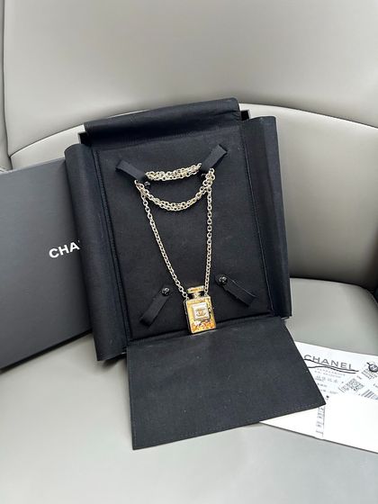 Chanel Украшение