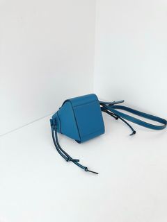 Loewe Сумка Hammock — фото 6