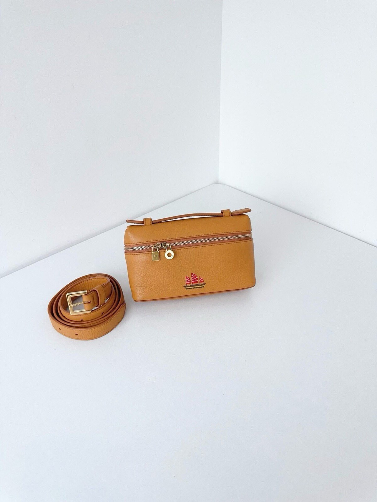 Loro Piana Сумка LP — фото 1
