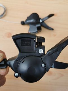 Shimano Манетки M2010 M2000 — фото 3