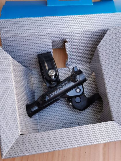 Shimano Тормозной калипер DEORE M6100