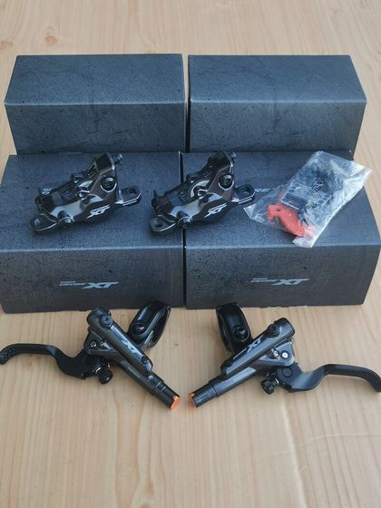 Shimano Тормозной калипер XT M8100