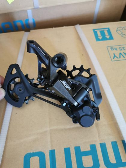 Shimano Переключатель задний XT M8100 SGS