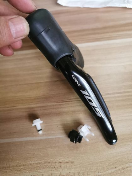 Shimano Манетки R7170