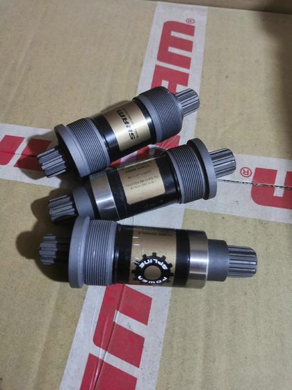 SRAM Каретка Truvativ