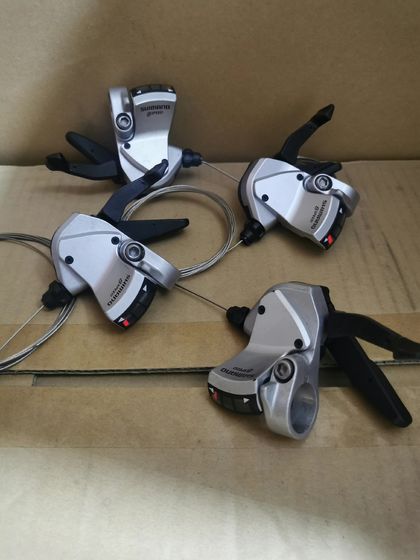 Shimano Манетки R440 R441