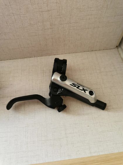 Shimano Тормозные ручки SLX M675 M615