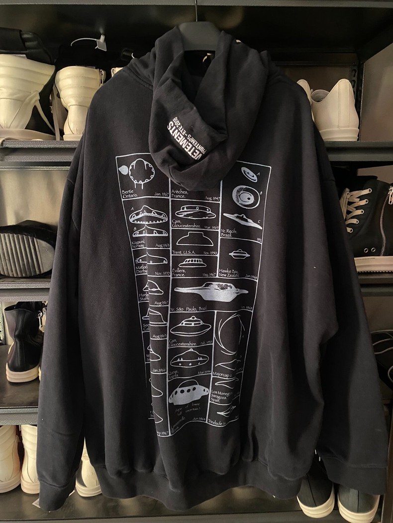 Vetements Худи SS18 UFO Hoodie — фото 1