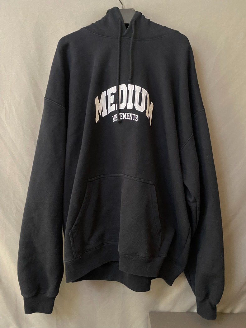 Vetements Свитшот MEDIUM logo — фото 1