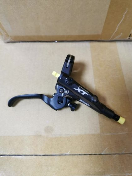 Shimano Тормозные ручки M8000