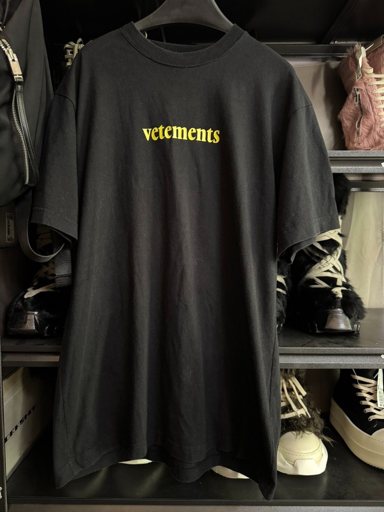 Vetements Футболка logo — фото 1
