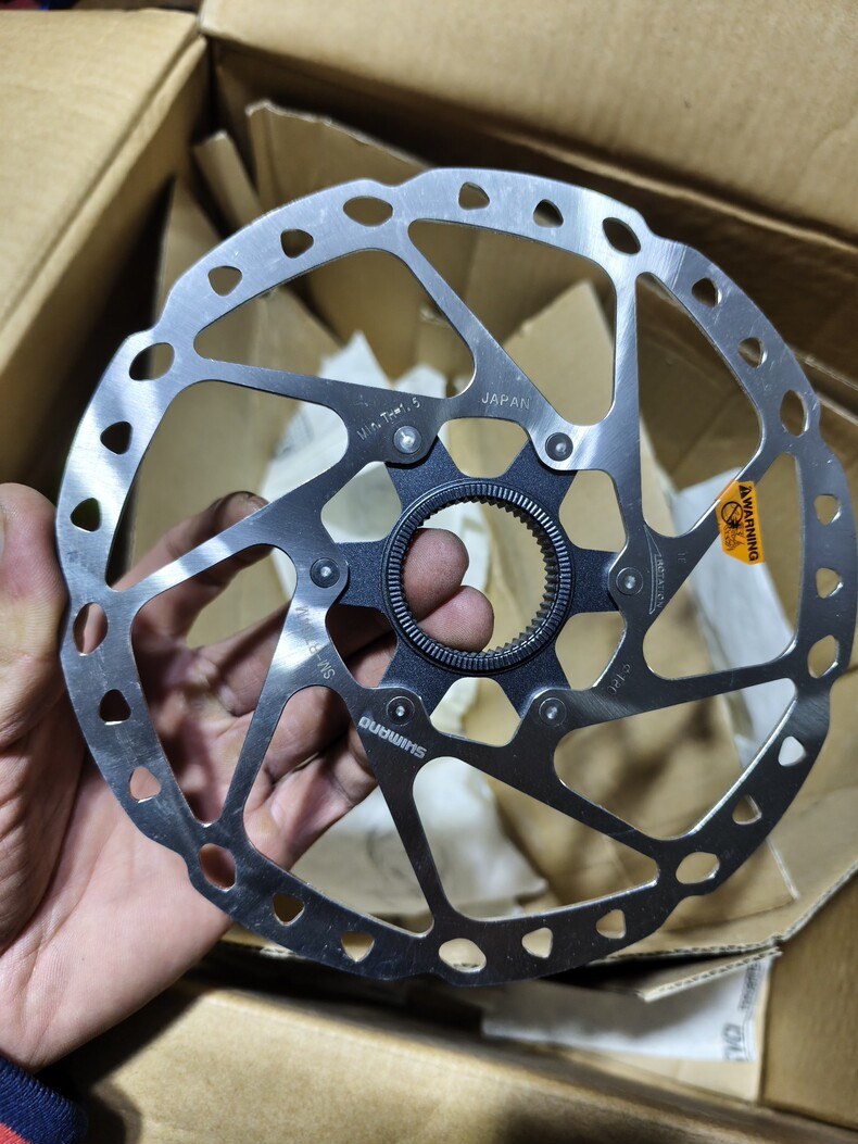 Shimano Тормозной ротор RT64 mm — фото 1