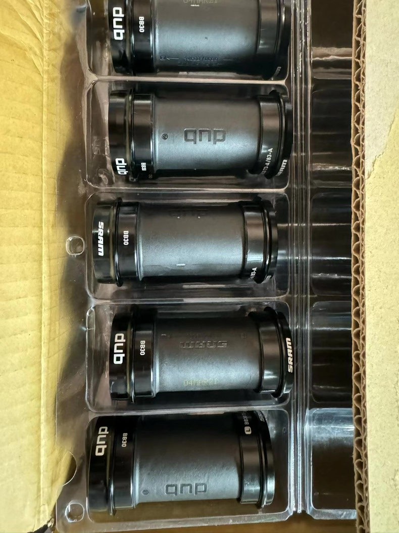 SRAM Каретка DUB BB30 BB386 — фото 1